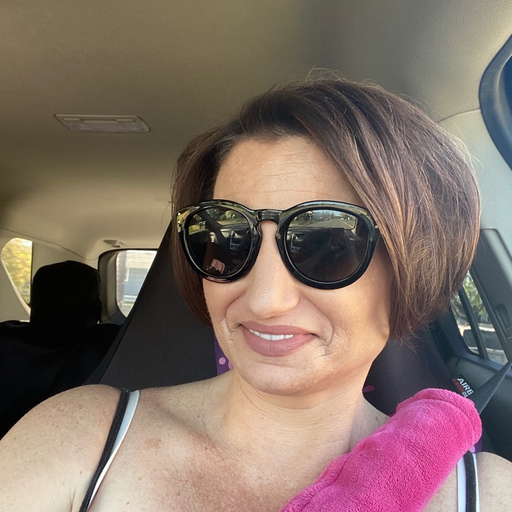 Meet your Posher, Mandy